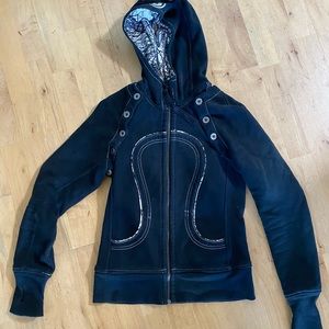 Lululemon Scuba Hoodie Special Edition size 4